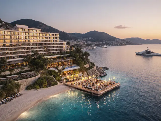 Monte Carlo Bay Hotel Resort: Where to Have a Blast