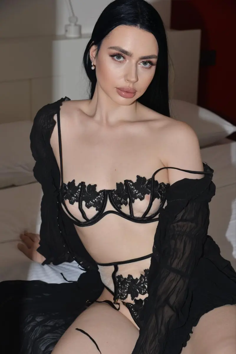 Clodia escort in Monaco