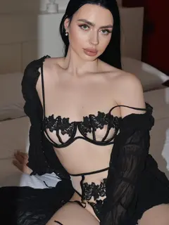 Clodia escort in Monaco