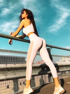 Emilia escort à Monaco