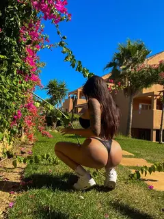 Jenni escort in Monaco