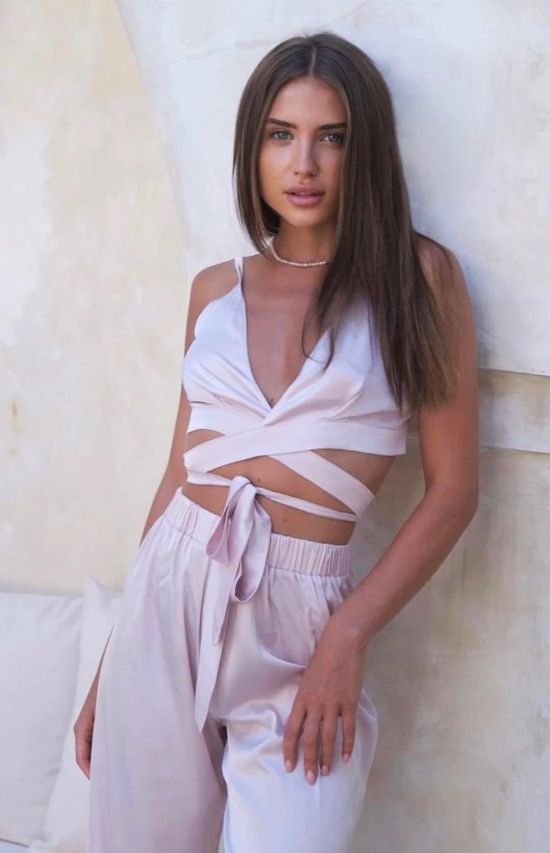 Karina escort à Monaco