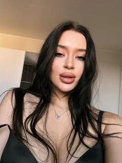 Molli escort in Monaco